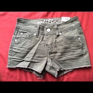 wallflower shorts